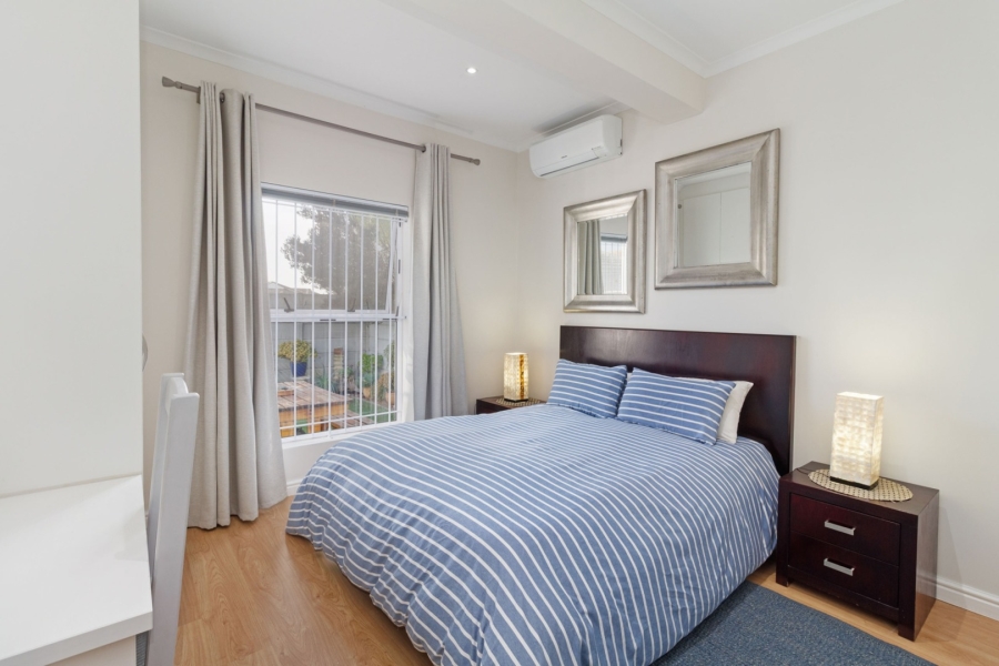 2 Bedroom Property for Sale in Sunningdale Western Cape